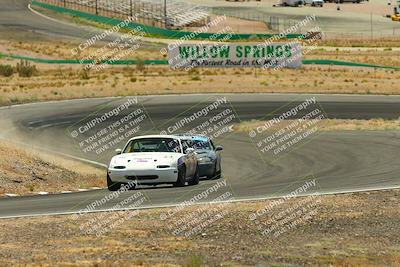 media/May-31-2025-CalClub SCCA (Sat) [[2c1a04e1ee]]/Qualifying/Group 5/Turn 4/